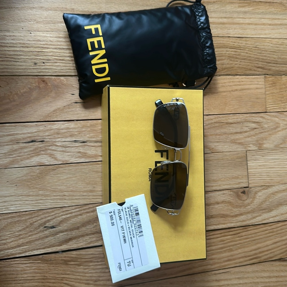 Unisex silver Fendi sunglasses
